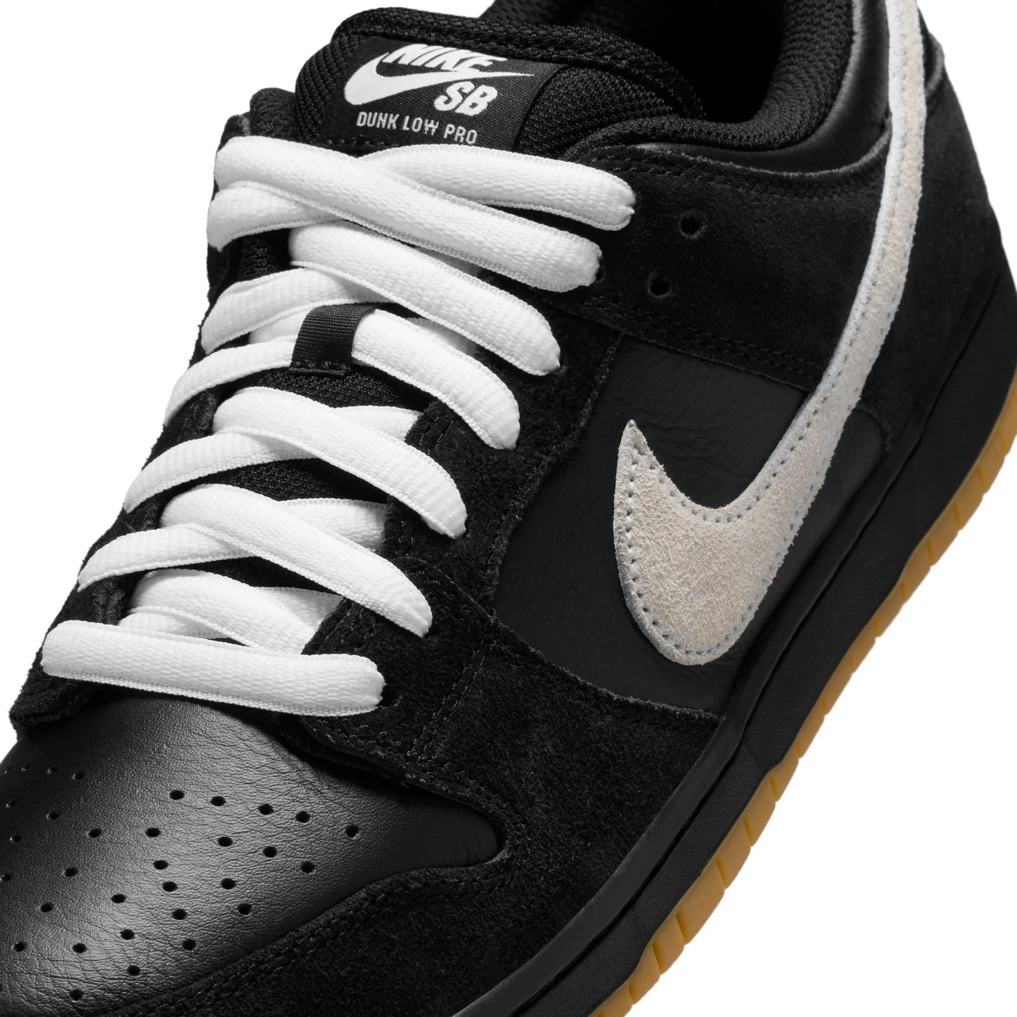 Nike SB Dunk Low Pro - Black/White-Black-Gum Light Brown