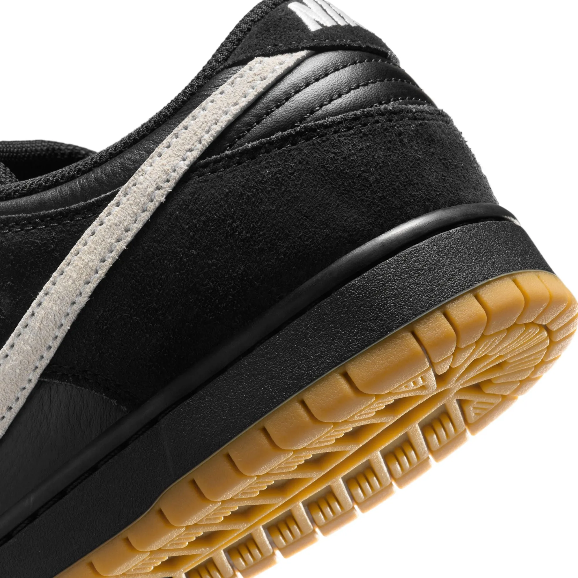Nike SB Dunk Low Pro - Black/White-Black-Gum Light Brown