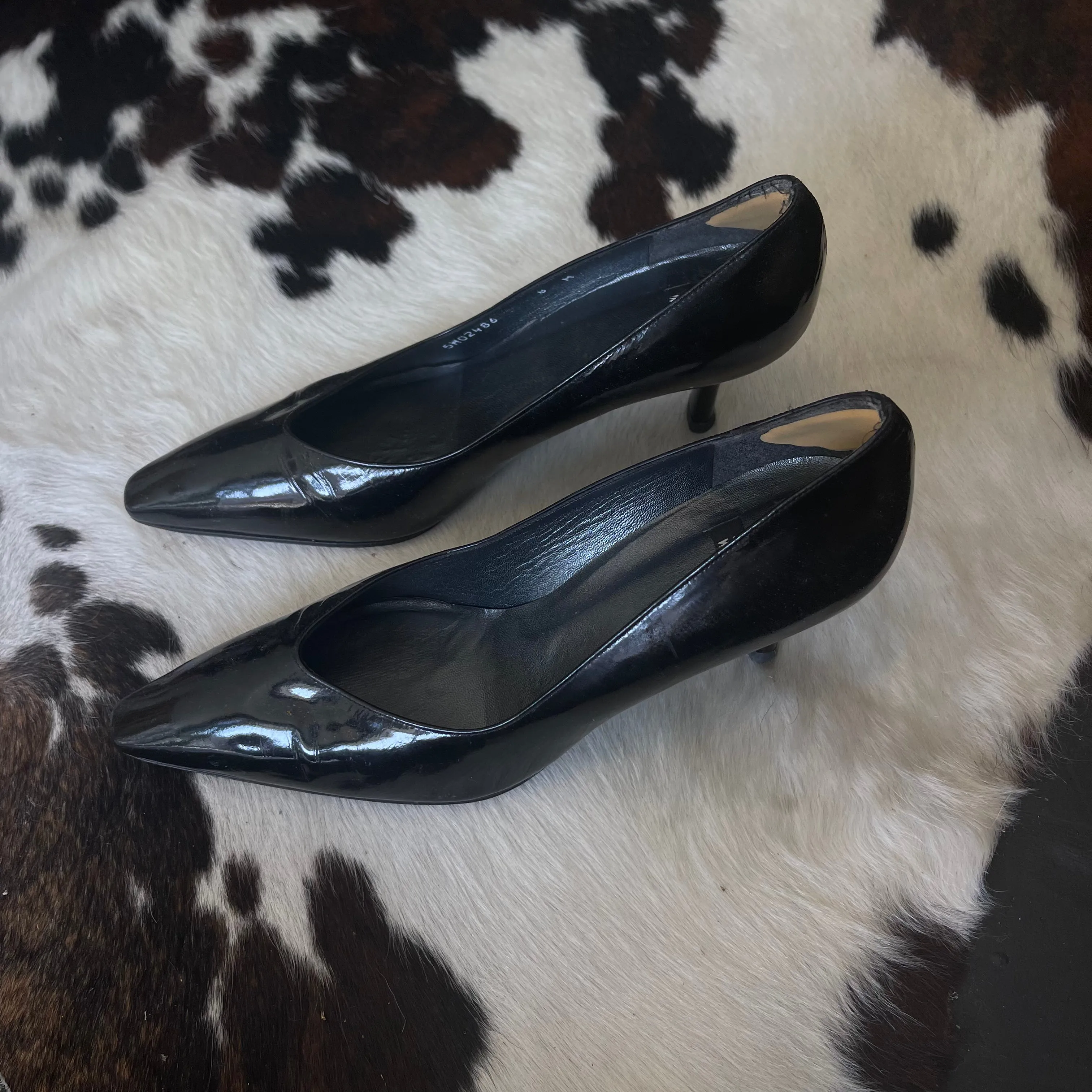 Vintage 90s Stuart Weitzman Patent Leather Pumps